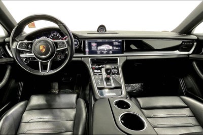 2018 Porsche Panamera 4S