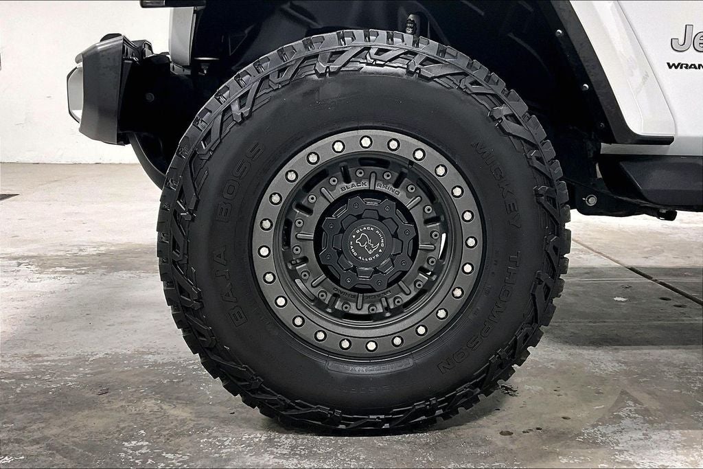 2023 Jeep Wrangler 4-Door Sahara 4x4