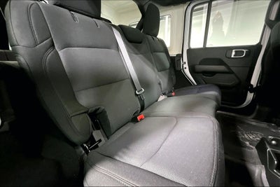 2023 Jeep Wrangler 4-Door Sahara 4x4