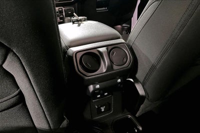 2022 Jeep Wrangler Unlimited Sahara 4x4