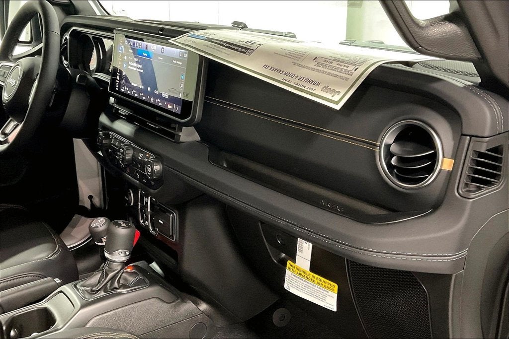 2027 Jeep Wrangler WRANGLER 4-DOOR SAHARA