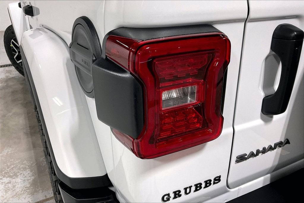 2027 Jeep Wrangler WRANGLER 4-DOOR SAHARA