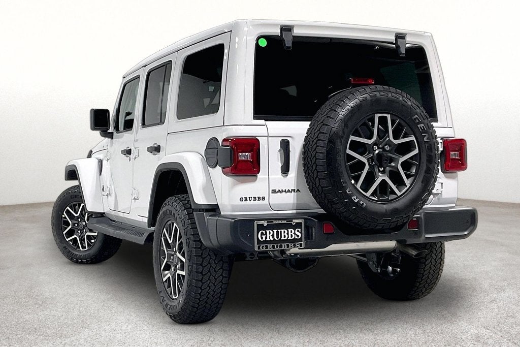 2027 Jeep Wrangler WRANGLER 4-DOOR SAHARA