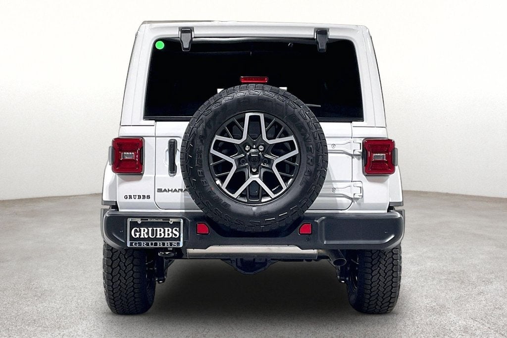 2027 Jeep Wrangler WRANGLER 4-DOOR SAHARA
