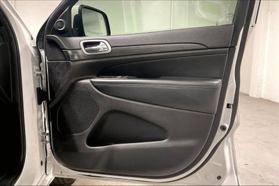 2019 Jeep Grand Cherokee Altitude 4x2