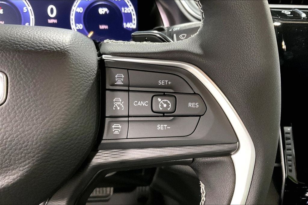 2025 Jeep Grand Cherokee GRAND CHEROKEE ALTITUDE 4X2