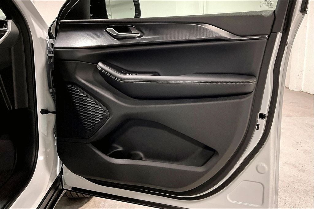 2025 Jeep Grand Cherokee GRAND CHEROKEE ALTITUDE X 4X2