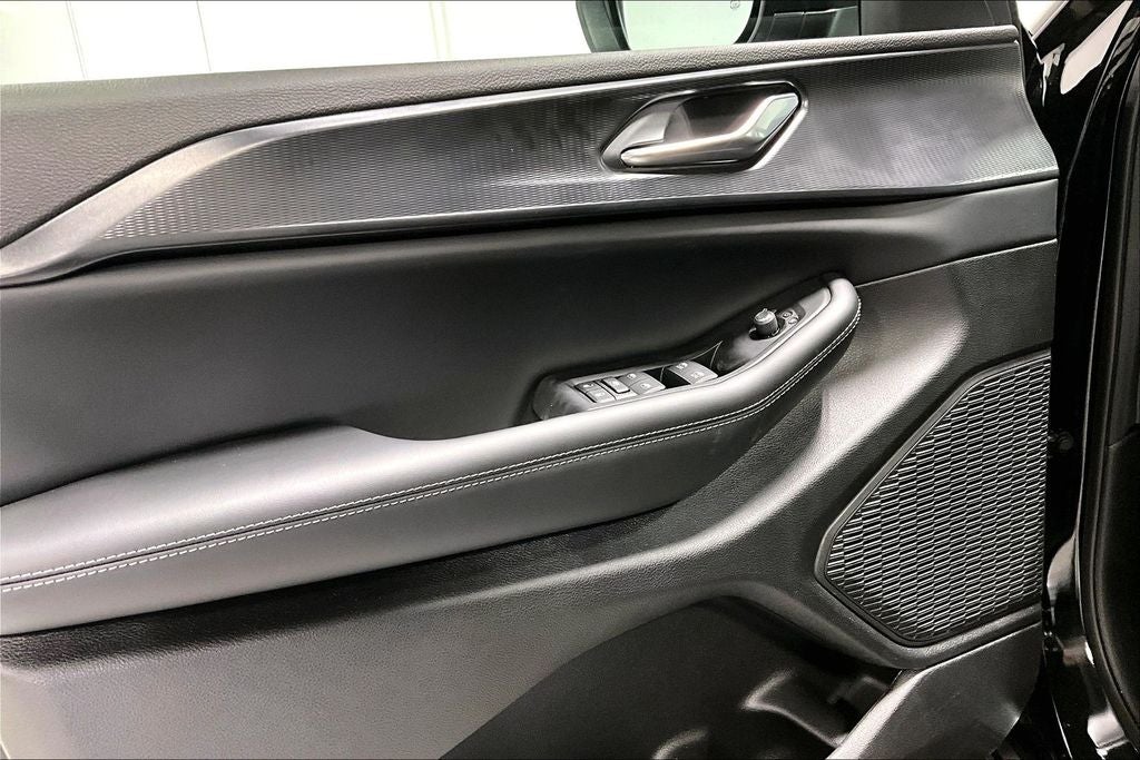 2026 Jeep Grand Cherokee GRAND CHEROKEE LAREDO X 4X2