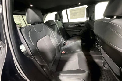 2026 Jeep Grand Cherokee GRAND CHEROKEE LAREDO X 4X2