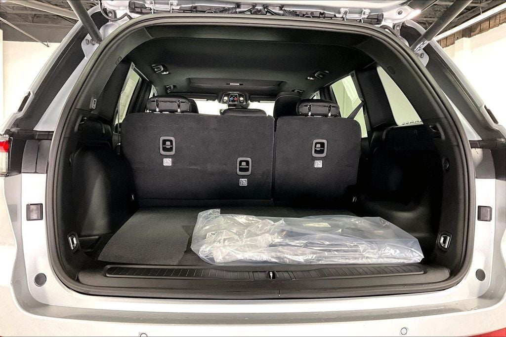 2026 Jeep Grand Cherokee GRAND CHEROKEE LAREDO X 4X2