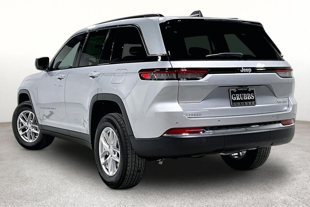 2026 Jeep Grand Cherokee GRAND CHEROKEE LAREDO X 4X2