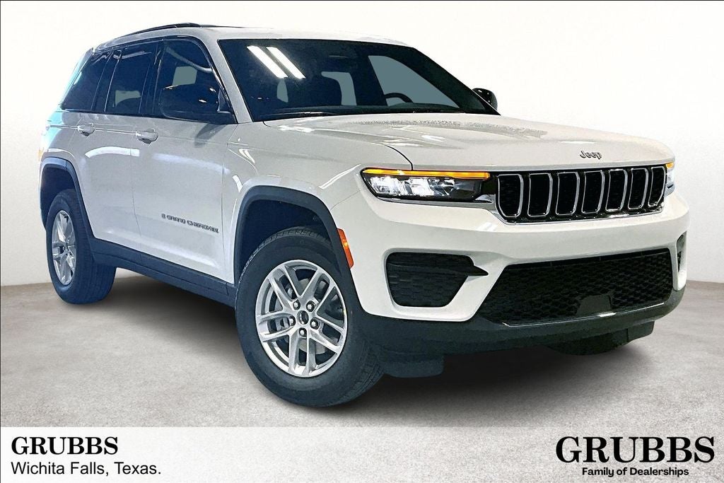 2025 Jeep Grand Cherokee GRAND CHEROKEE LAREDO X 4X2
