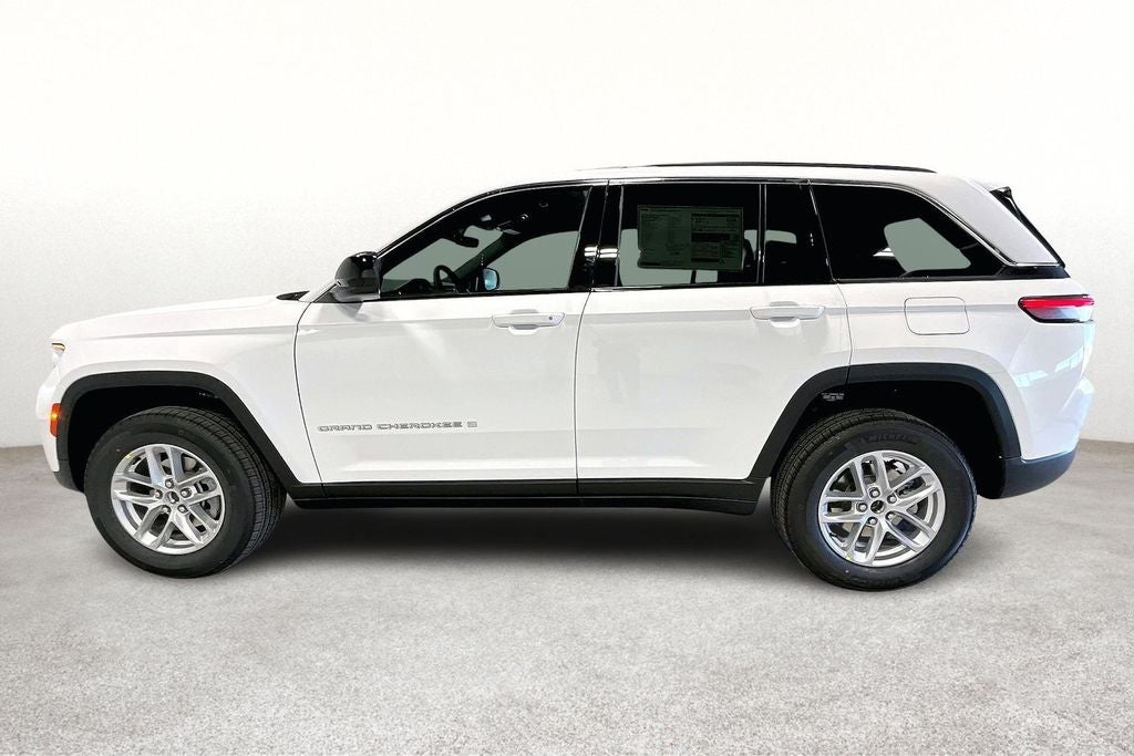 2025 Jeep Grand Cherokee GRAND CHEROKEE LAREDO X 4X2