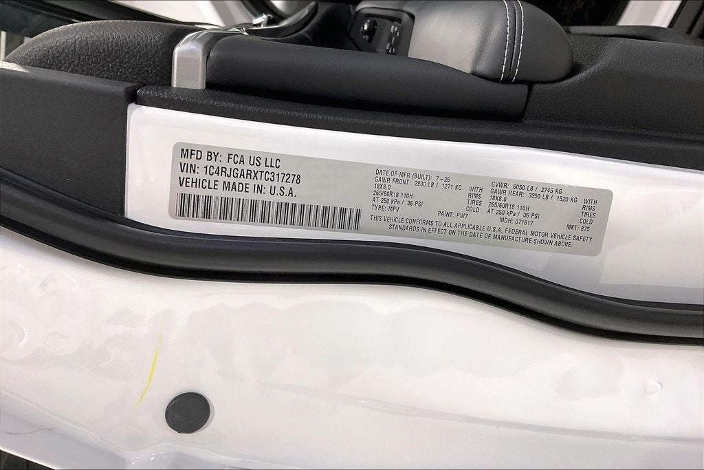 2026 Jeep Grand Cherokee GRAND CHEROKEE LAREDO ALTITUDE 4X2