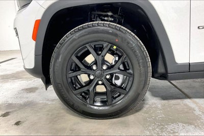 2026 Jeep Grand Cherokee GRAND CHEROKEE LAREDO ALTITUDE 4X2