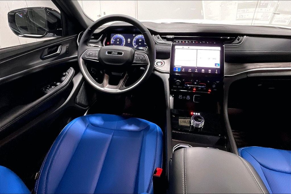 2025 Jeep Grand Cherokee GRAND CHEROKEE LIMITED 4X2