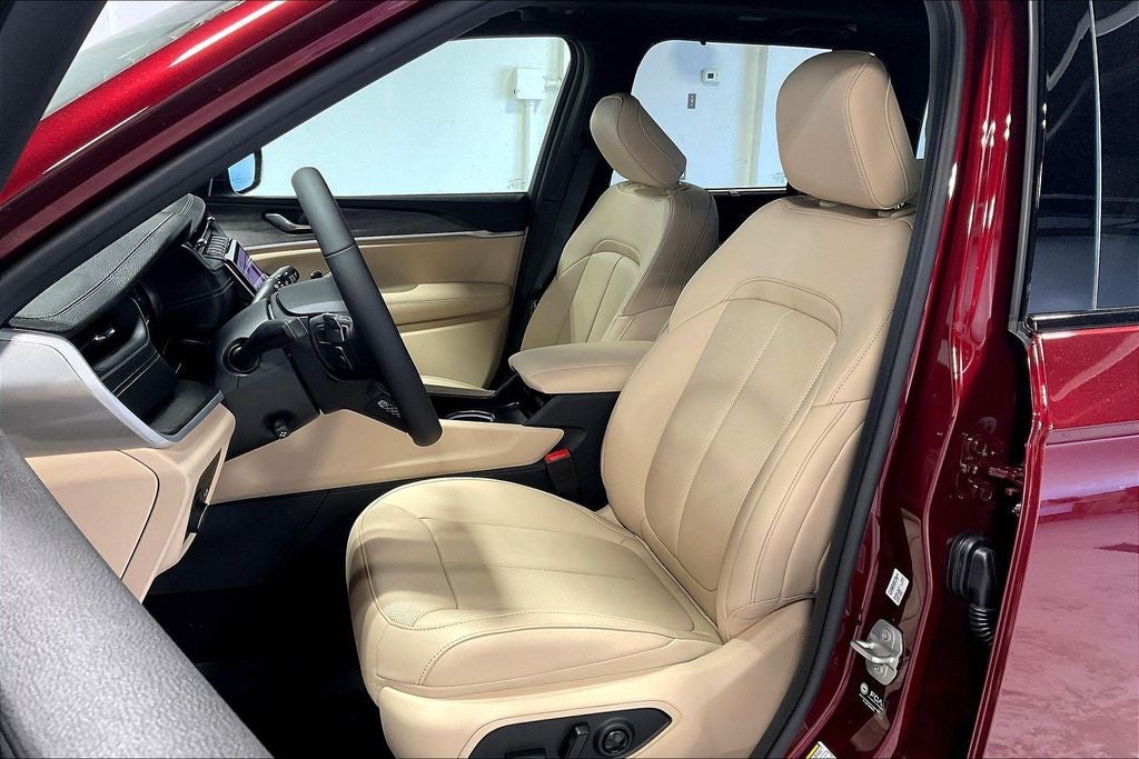 2025 Jeep Grand Cherokee GRAND CHEROKEE LIMITED 4X2