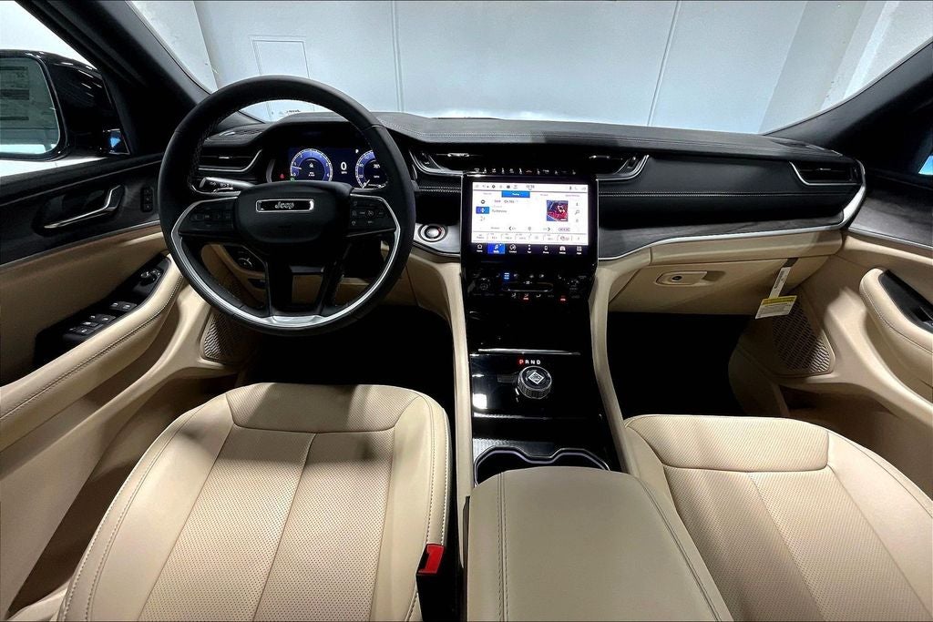 2025 Jeep Grand Cherokee GRAND CHEROKEE LIMITED 4X2