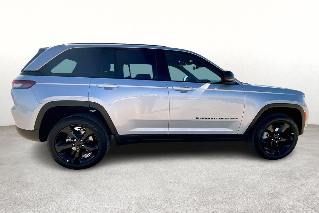 2025 Jeep Grand Cherokee GRAND CHEROKEE LIMITED 4X2