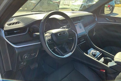 2025 Jeep Grand Cherokee GRAND CHEROKEE LIMITED 4X2