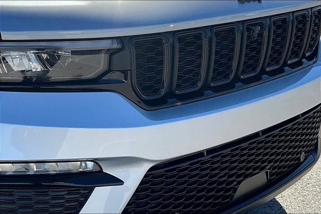 2025 Jeep Grand Cherokee GRAND CHEROKEE LIMITED 4X2