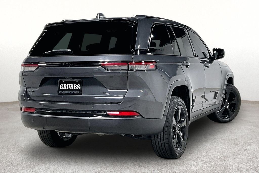 2022 Jeep Grand Cherokee Altitude 4x4