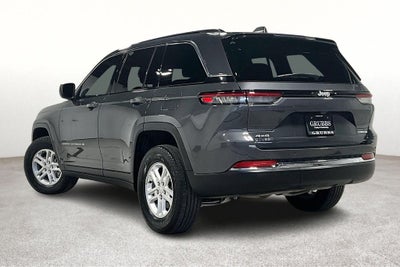 2024 Jeep Grand Cherokee Laredo 4x4