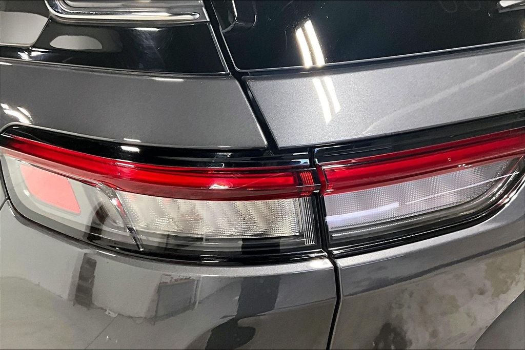 2024 Jeep Grand Cherokee Laredo 4x4