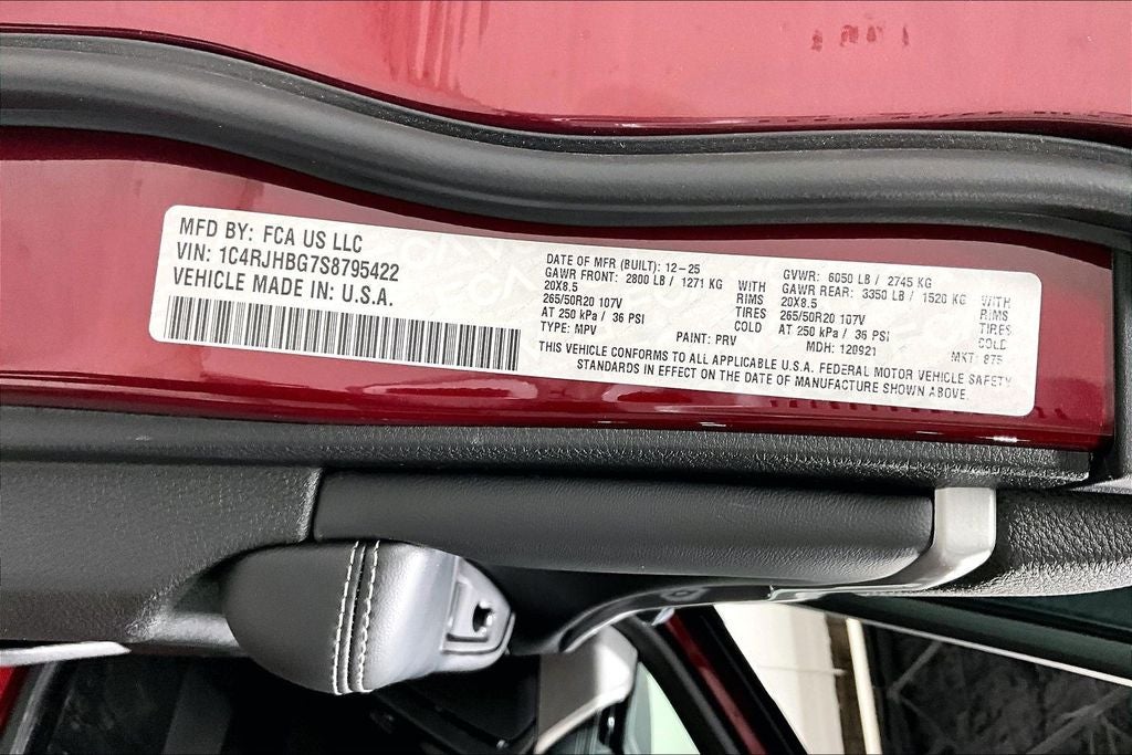 2025 Jeep Grand Cherokee GRAND CHEROKEE LIMITED 4X4