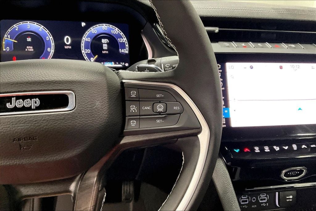2027 Jeep Grand Cherokee GRAND CHEROKEE LIMITED RESERVE 4X4