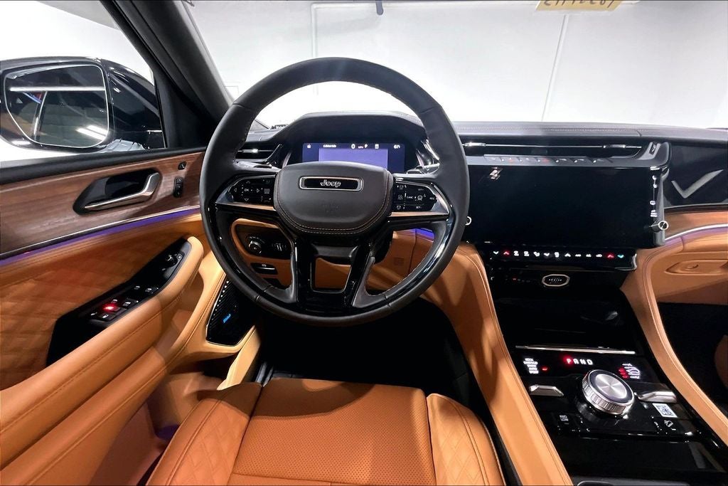 2026 Jeep Grand Cherokee GRAND CHEROKEE SUMMIT 4X4