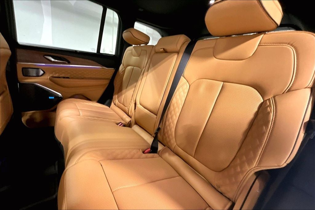 2026 Jeep Grand Cherokee GRAND CHEROKEE SUMMIT 4X4