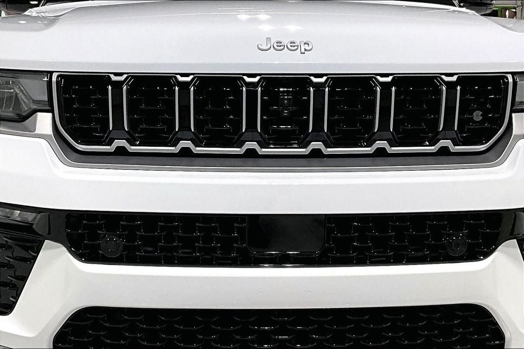 2026 Jeep Grand Cherokee GRAND CHEROKEE SUMMIT 4X4