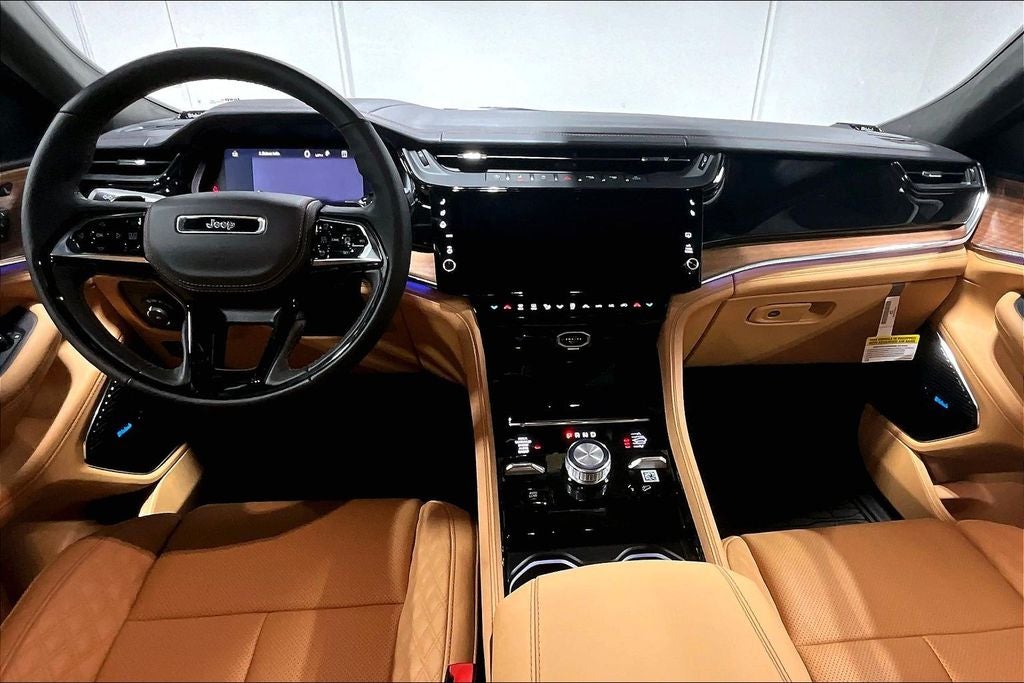 2026 Jeep Grand Cherokee GRAND CHEROKEE SUMMIT 4X4