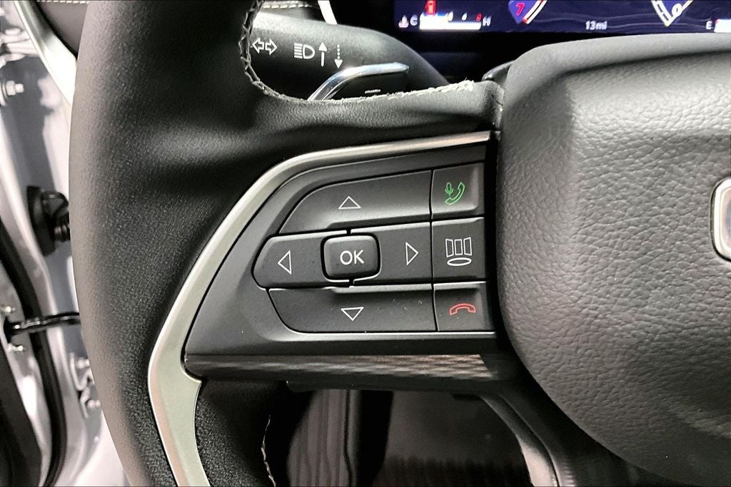 2026 Jeep Grand Cherokee GRAND CHEROKEE L LAREDO X 4X2