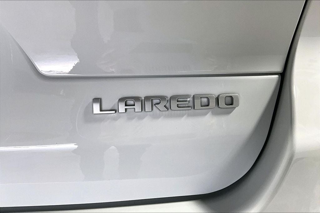 2026 Jeep Grand Cherokee GRAND CHEROKEE L LAREDO X 4X2
