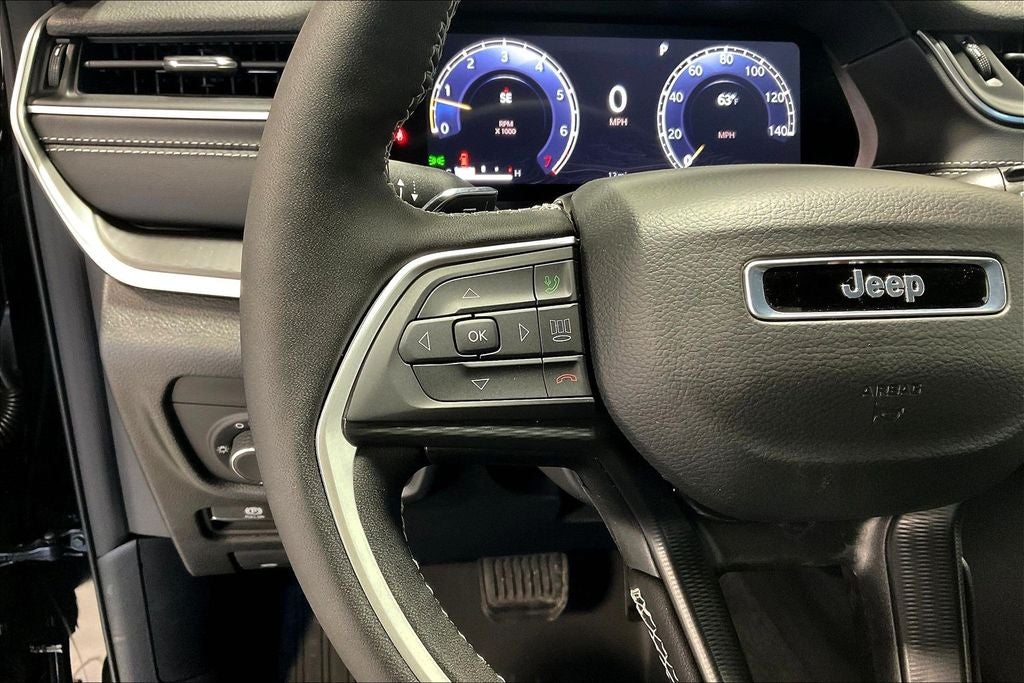 2025 Jeep Grand Cherokee GRAND CHEROKEE L ALTITUDE X 4X2