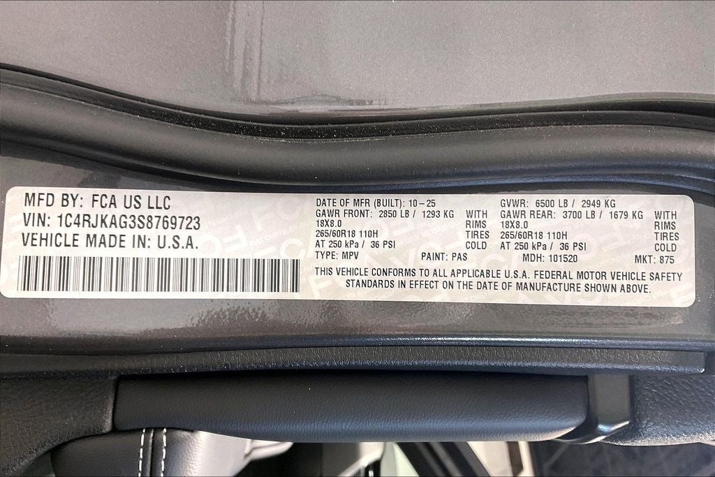 2025 Jeep Grand Cherokee GRAND CHEROKEE L LAREDO X 4X4