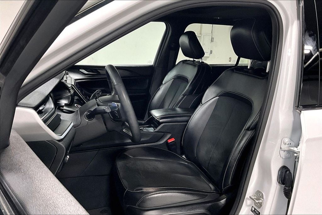 2024 Jeep Grand Cherokee L Altitude X 4x4