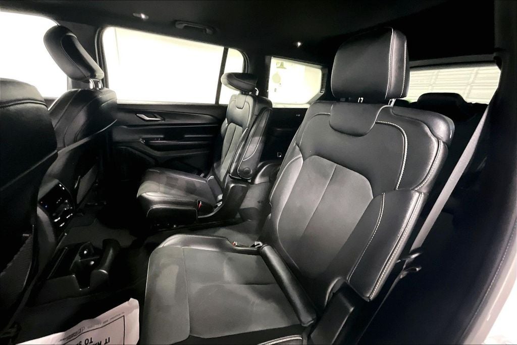 2024 Jeep Grand Cherokee L Altitude X 4x4