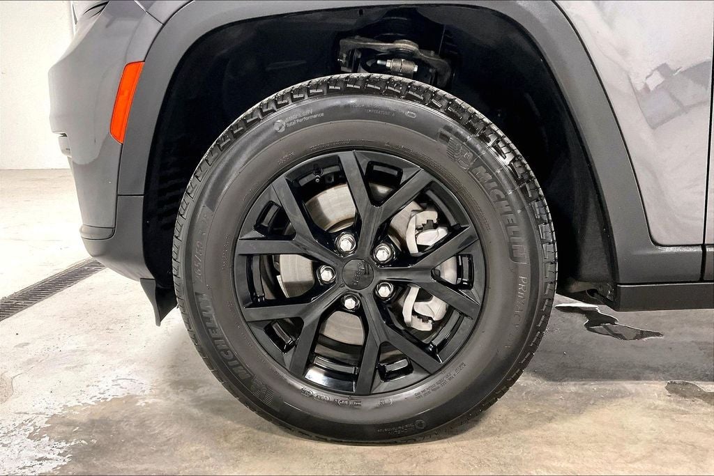 2025 Jeep Grand Cherokee L Altitude X 4x4