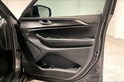 2025 Jeep Grand Cherokee L Altitude X 4x4