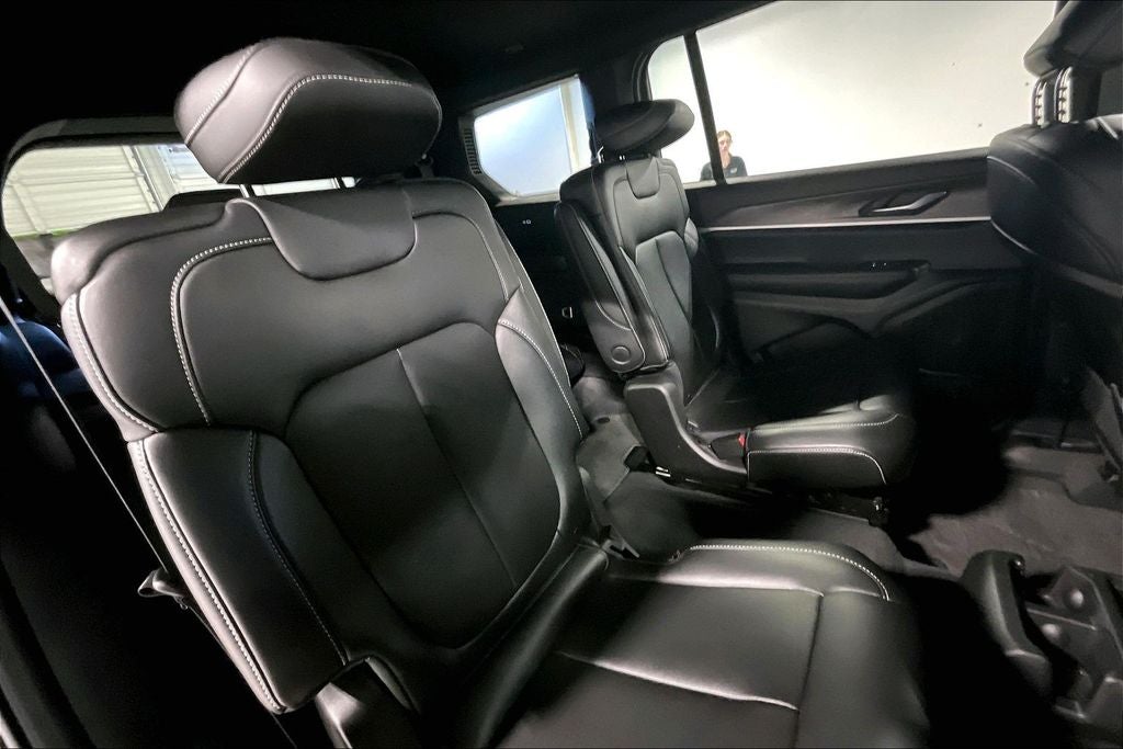 2025 Jeep Grand Cherokee L Limited 4x4