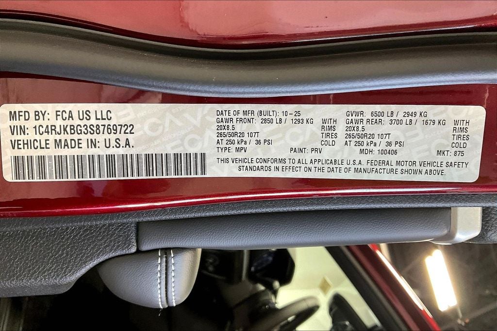 2025 Jeep Grand Cherokee GRAND CHEROKEE L LIMITED 4X4