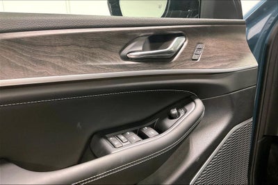 2026 Jeep Grand Cherokee GRAND CHEROKEE L LIMITED RESERVE 4X4
