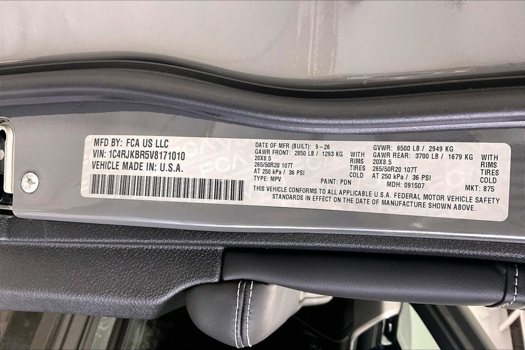 2027 Jeep Grand Cherokee GRAND CHEROKEE L LIMITED RESERVE 4X4