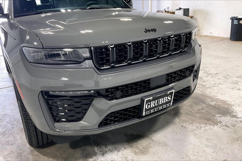 2027 Jeep Grand Cherokee GRAND CHEROKEE L LIMITED RESERVE 4X4