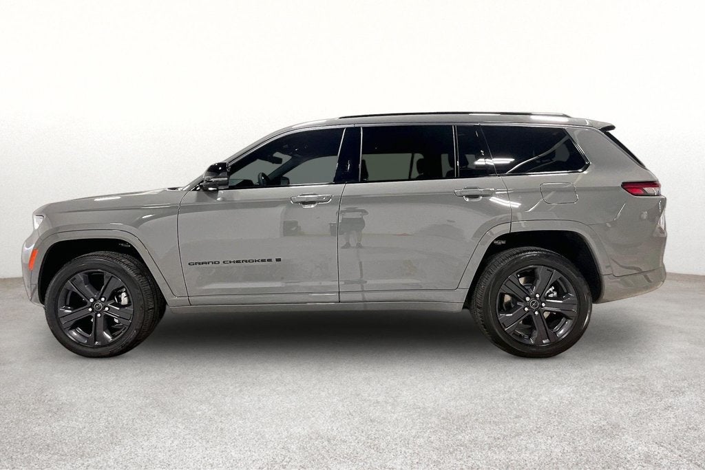 2027 Jeep Grand Cherokee GRAND CHEROKEE L LIMITED RESERVE 4X4