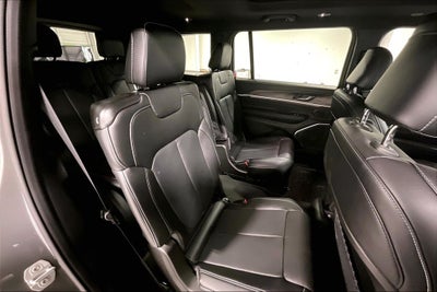 2027 Jeep Grand Cherokee GRAND CHEROKEE L LIMITED RESERVE 4X4
