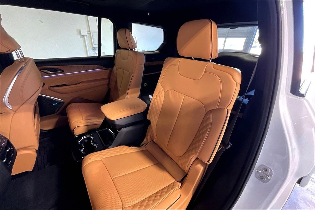 2025 Jeep Grand Cherokee GRAND CHEROKEE L SUMMIT RESERVE 4X4